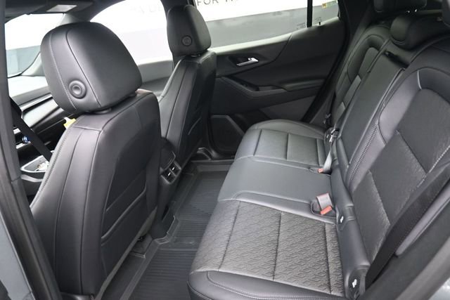 New 2026 Chevrolet Equinox LT w/ Convenience Package II FWD image 9