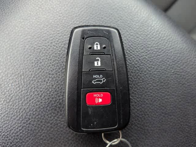 Used 2023 Toyota RAV4 XLE w/ Convenience Package AWD/4WD image 34