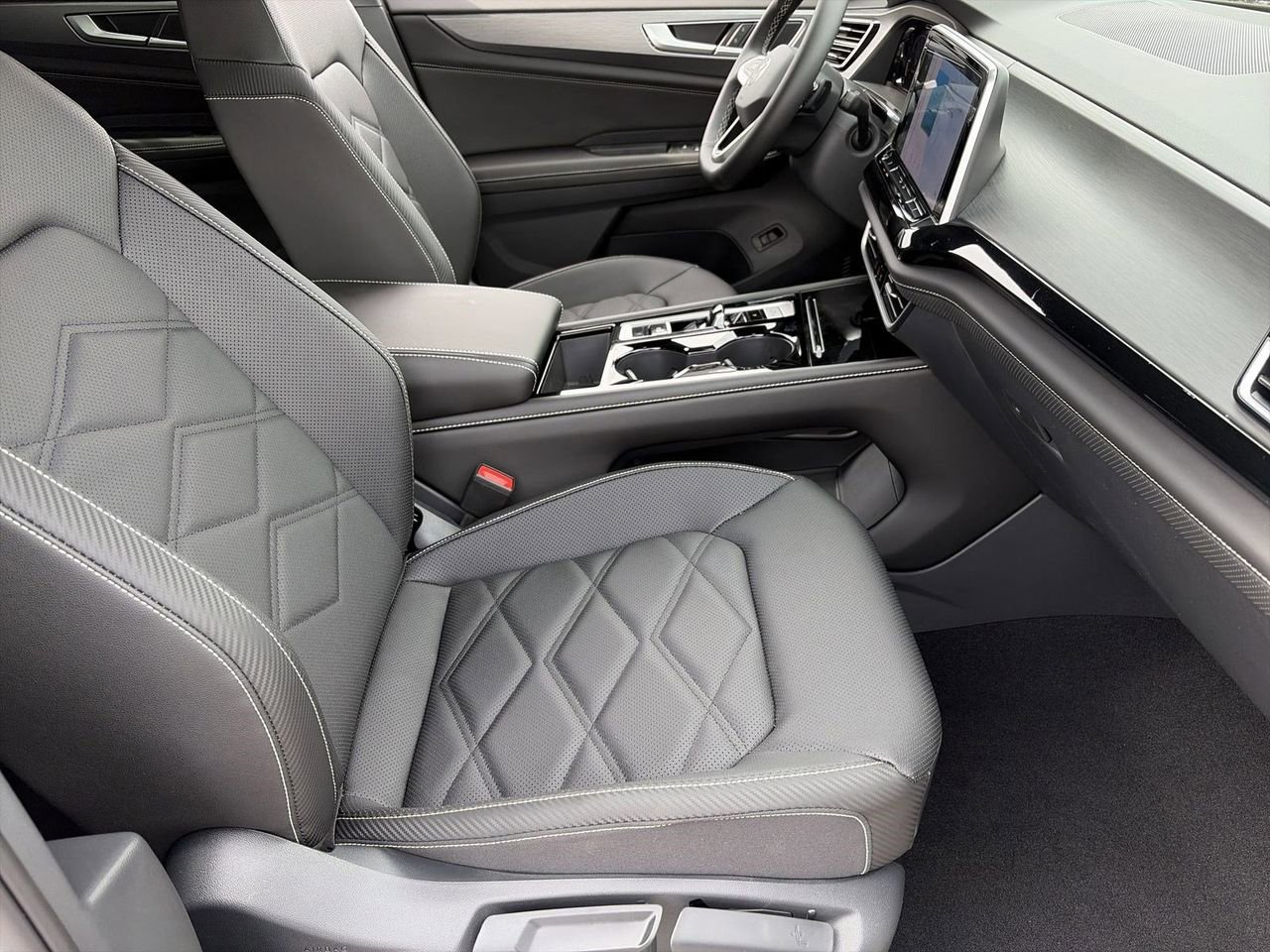 New 2026 Volkswagen Atlas Cross Sport SE image 8