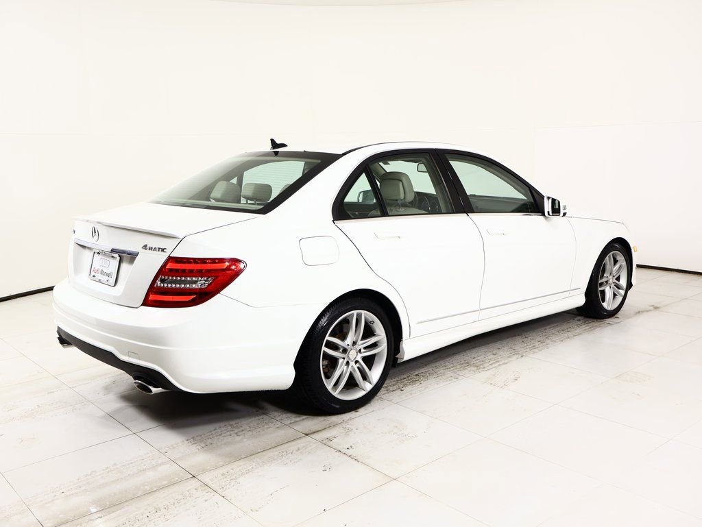 Used 2014 Mercedes-Benz C 300 4MATIC Sedan image 16