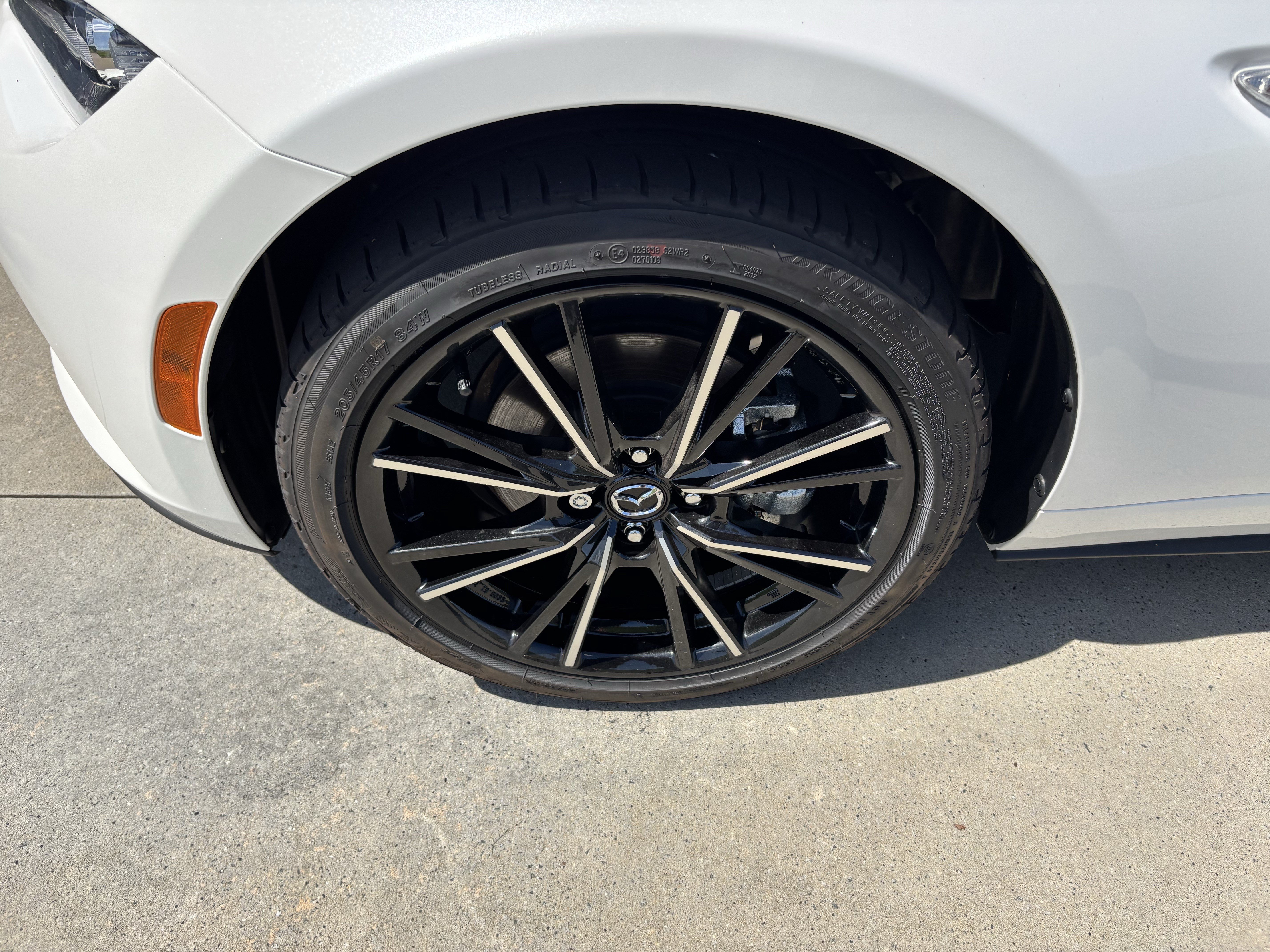 Used 2025 MAZDA MX-5 Miata Grand Touring RWD image 13