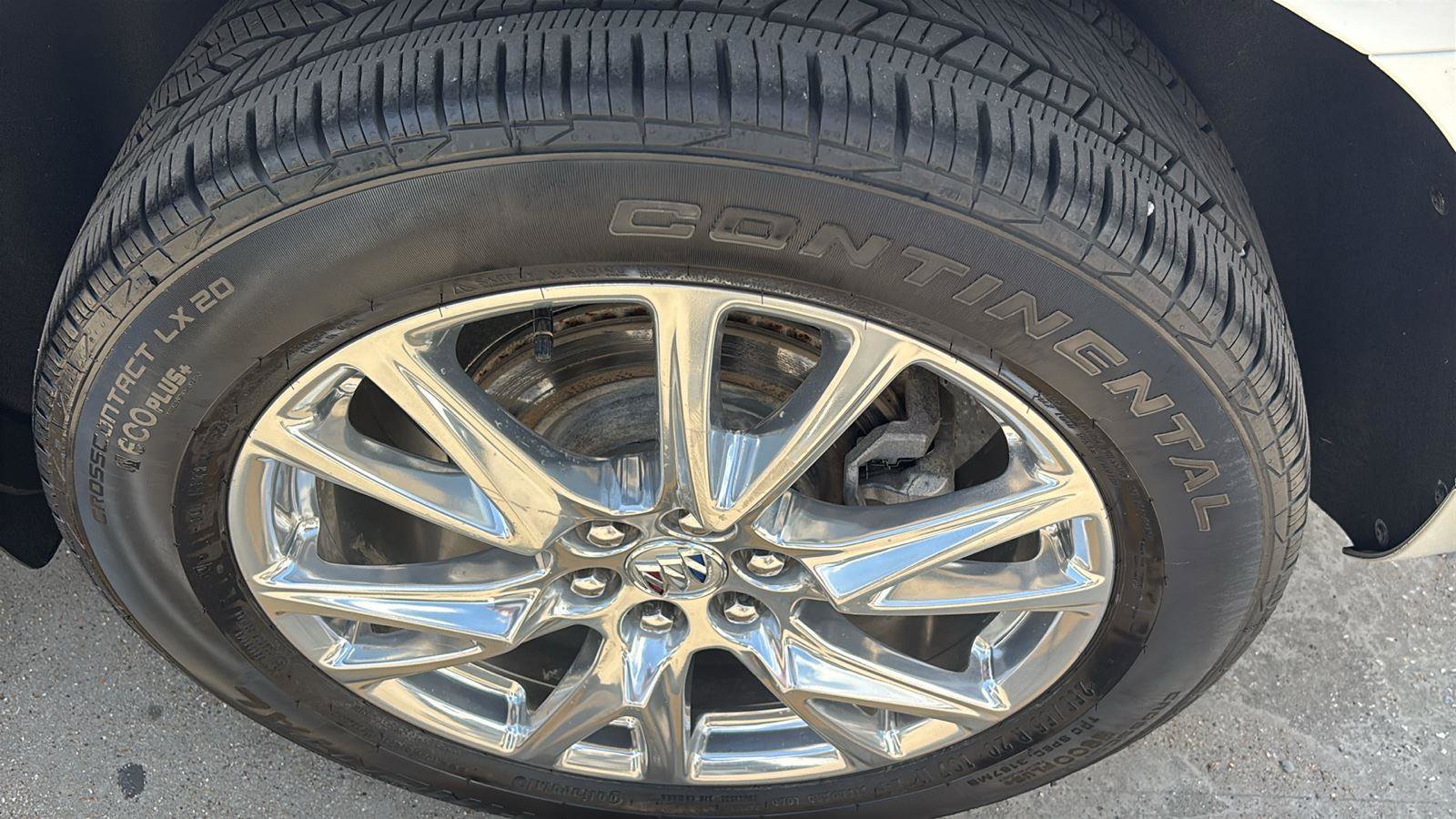 Certified 2023 Buick Enclave Essence w/ Experience Buick Package AWD/4WD image 11