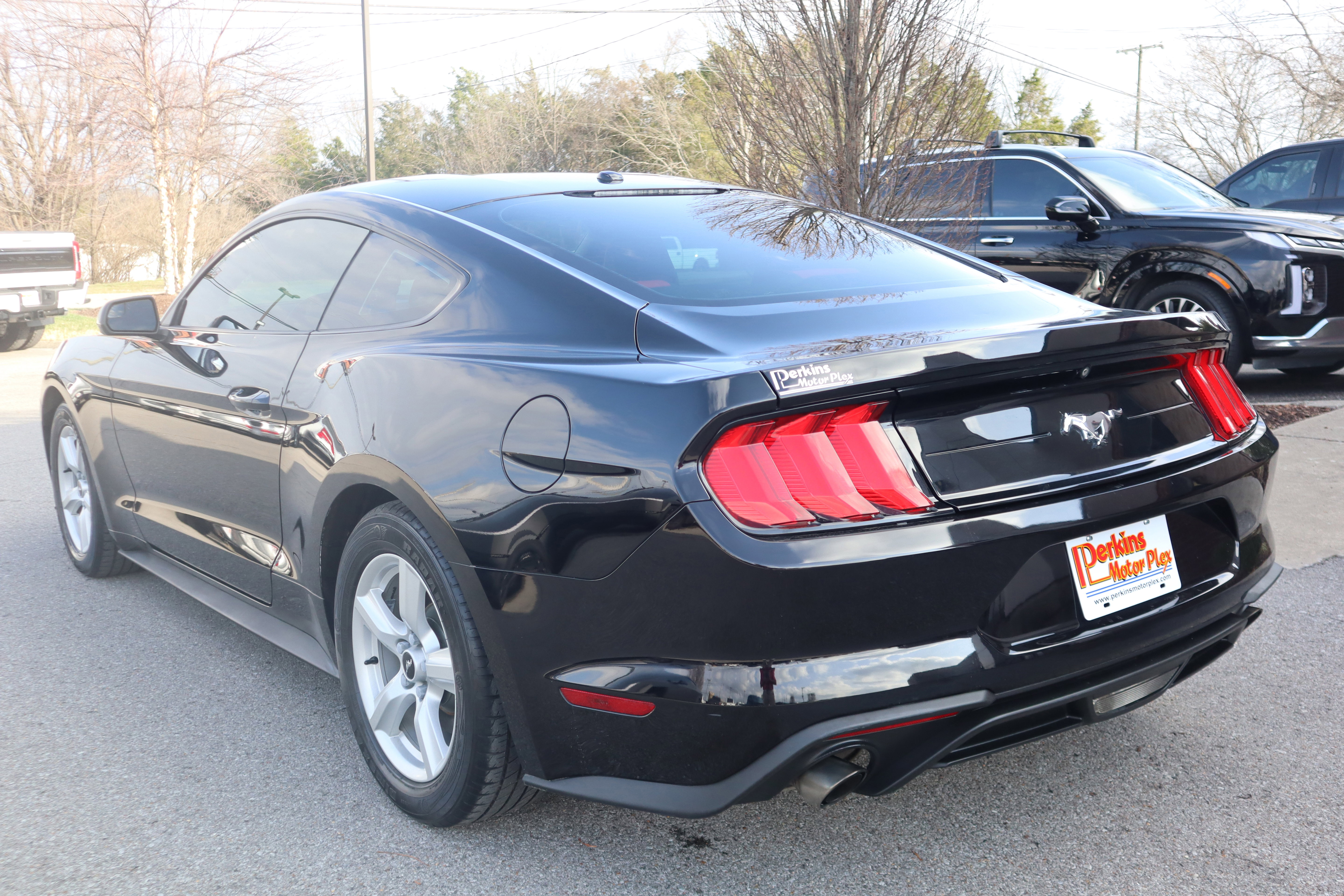 Used 2019 Ford Mustang Coupe image 8