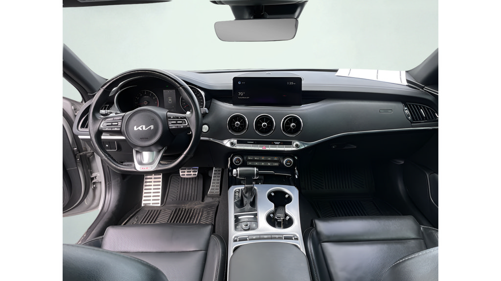 Used 2022 Kia Stinger GT1 AWD/4WD image 19