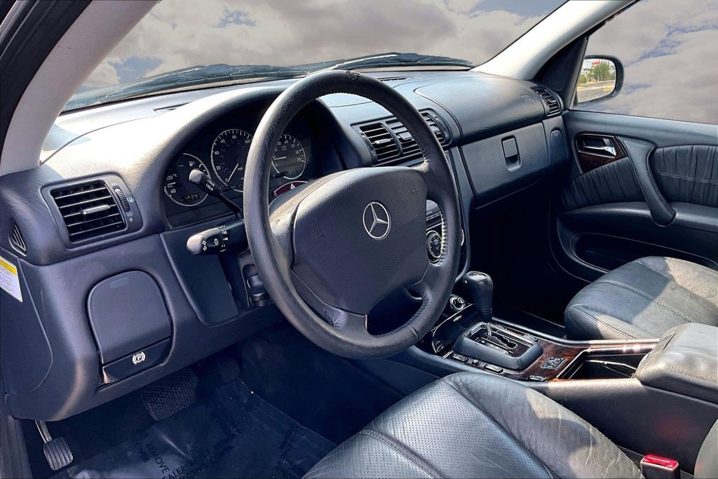 Used 2005 Mercedes-Benz ML 350 4MATIC image 16