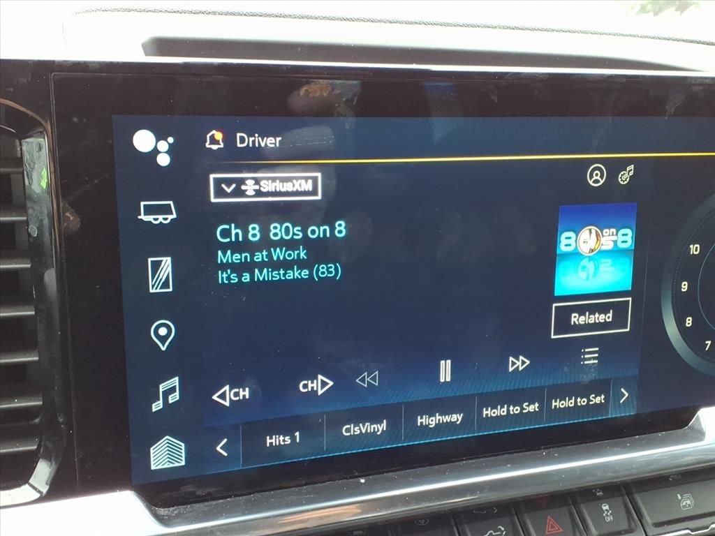 Used 2024 Chevrolet Silverado 1500 LT image 21