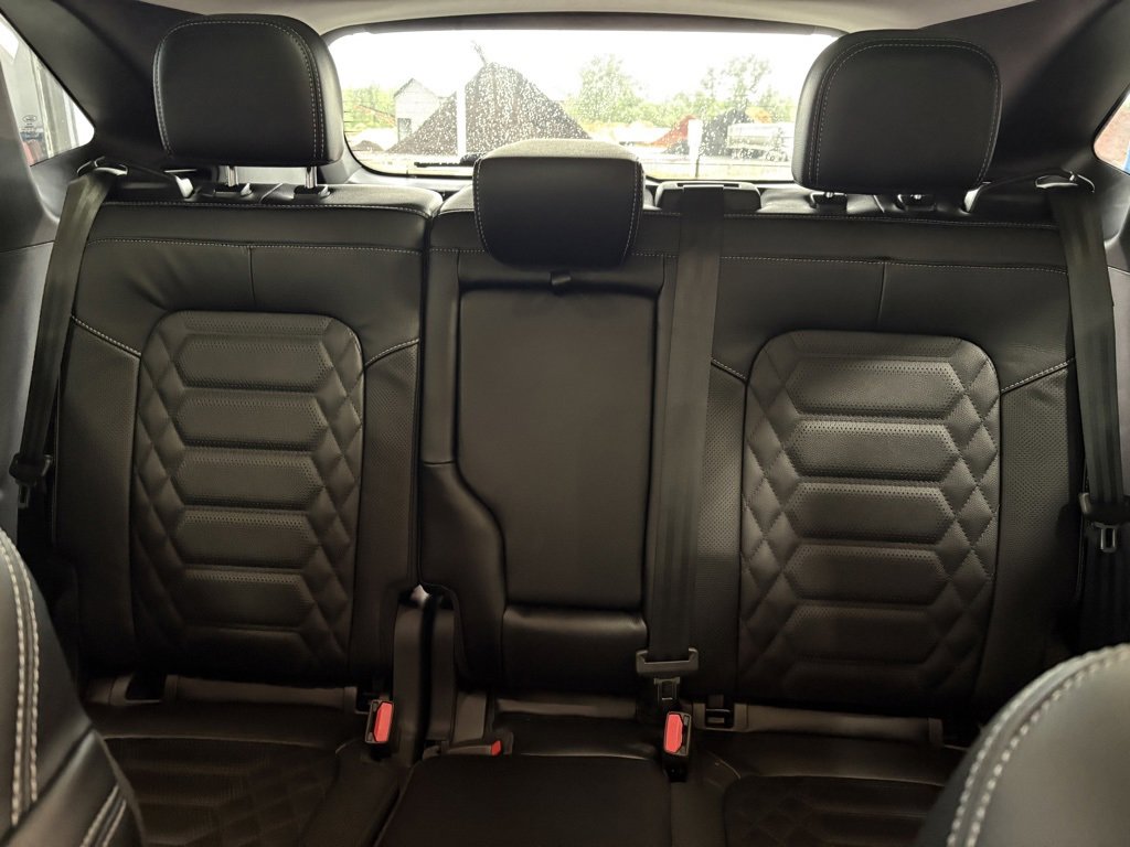 Used 2024 Ford Escape Base w/ PHEV Premium Package image 22