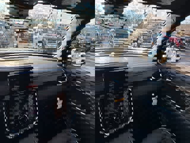 New 2026 GMC Acadia Denali w/ Super Cruise Package image 16