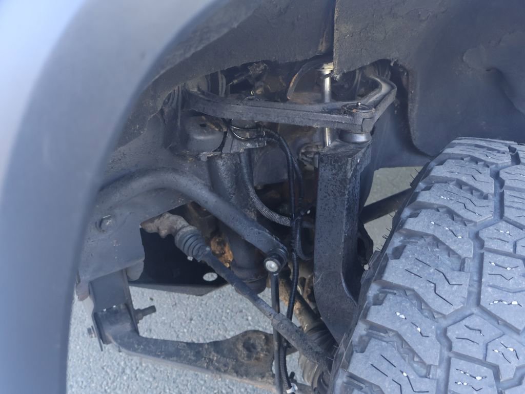 Used 2023 Chevrolet Silverado 3500 LT w/ Convenience Package AWD/4WD image 40