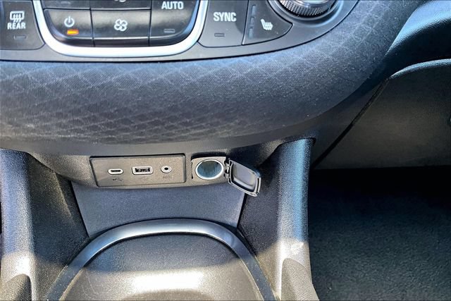 Used 2024 Chevrolet Malibu LT FWD image 15