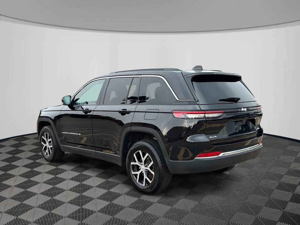 Certified 2025 Jeep Grand Cherokee Limited AWD/4WD image 5