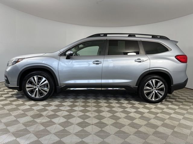 Used 2022 Subaru Ascent Limited w/ Technology Package image 4