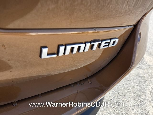 New 2026 Jeep Grand Cherokee L Limited RWD image 12