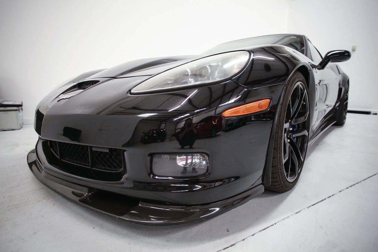 Used 2009 Chevrolet Corvette ZR1 w/ Preferred Equipment Group RWD image 15