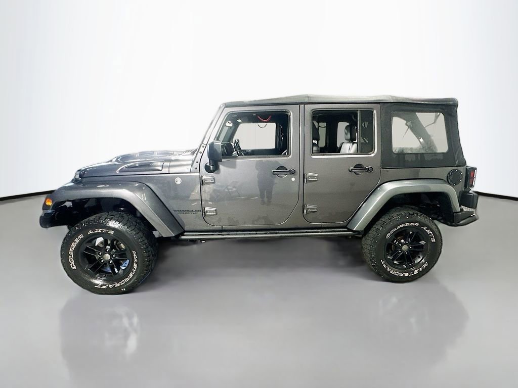Used 2017 Jeep Wrangler Unlimited Sahara AWD/4WD image 5