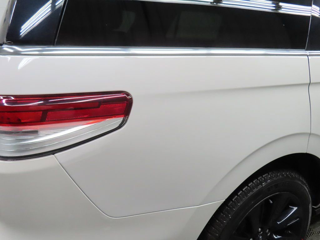 Used 2024 Lincoln Navigator Reserve w/ Equipment Group 201A image 40