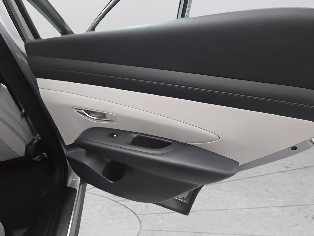 New 2026 Hyundai Tucson Blue SE FWD image 20