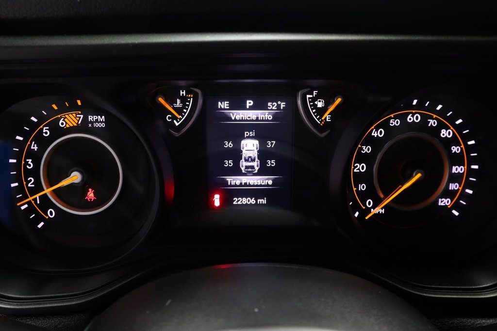 Used 2024 Jeep Wrangler Sport image 30