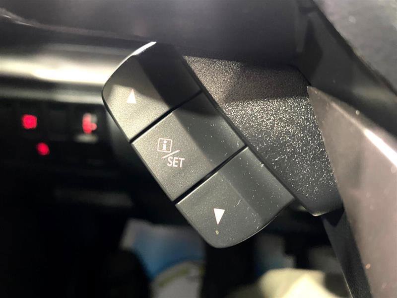 Used 2022 Subaru Forester Premium image 22