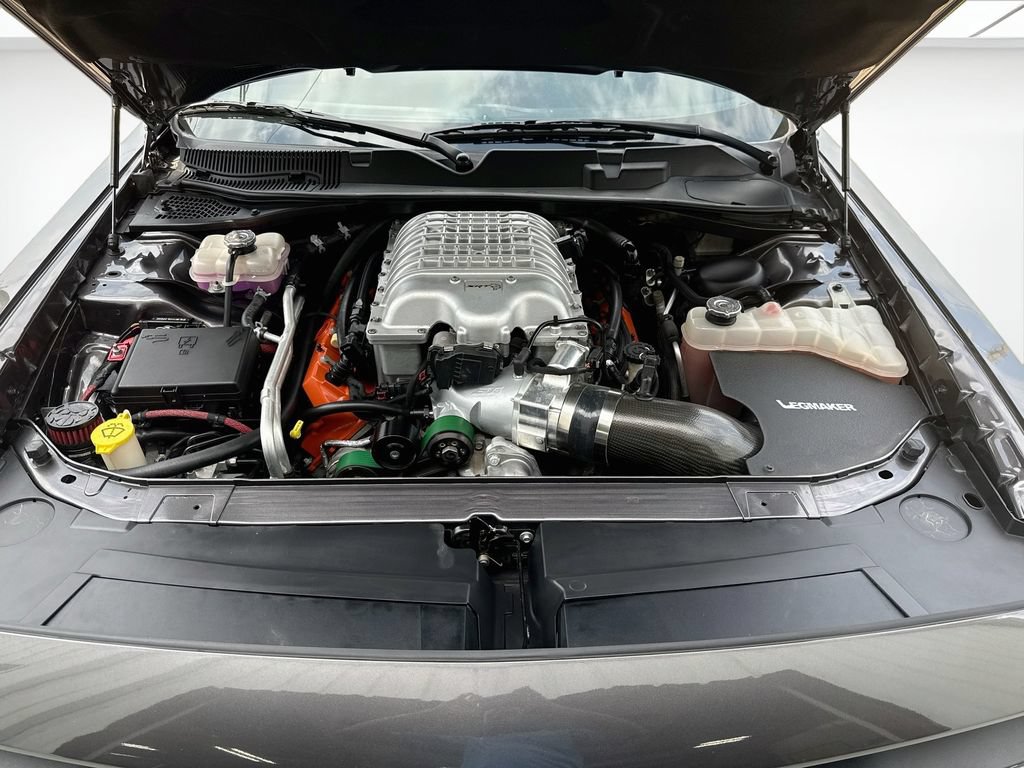 Used 2016 Dodge Challenger SRT Hellcat RWD image 29
