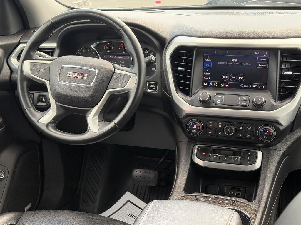 Used 2023 GMC Acadia SLT AWD/4WD image 12