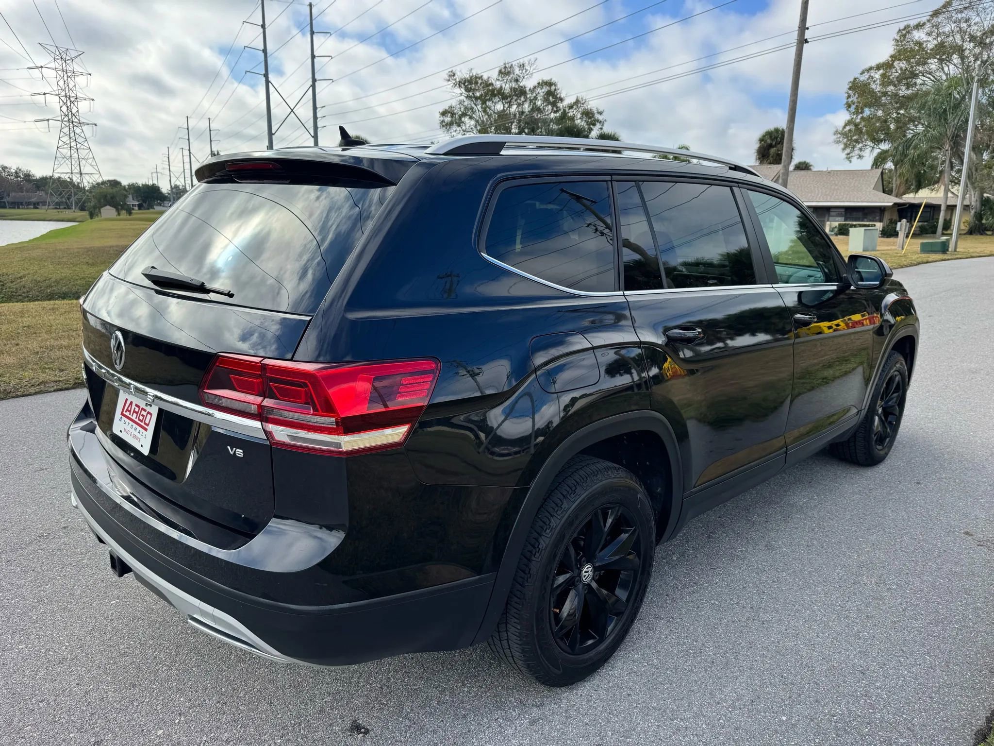 Used 2018 Volkswagen Atlas SE image 5