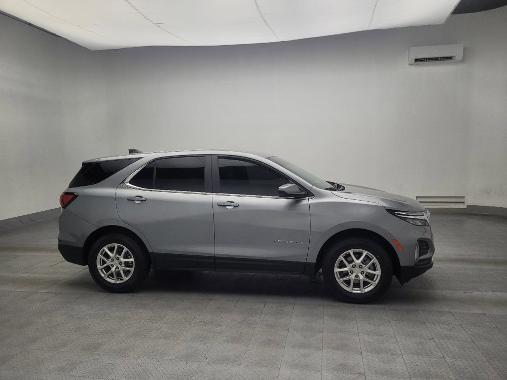 Used 2023 Chevrolet Equinox LT w/ Driver Convenience Package image 11