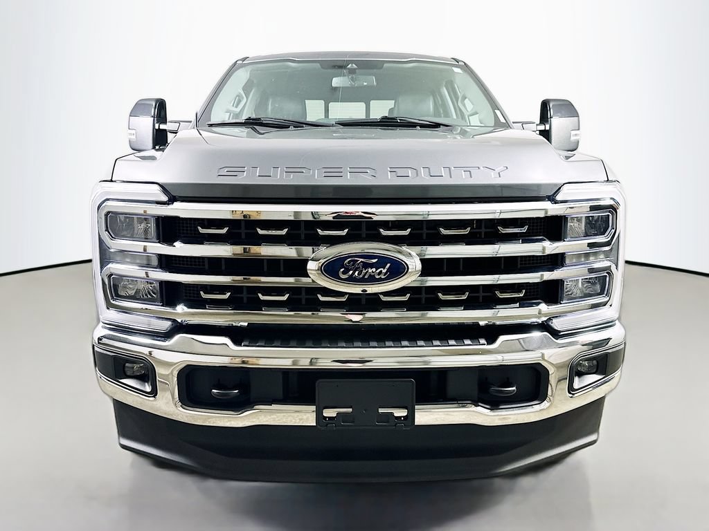 Used 2024 Ford F350 Lariat AWD/4WD image 2
