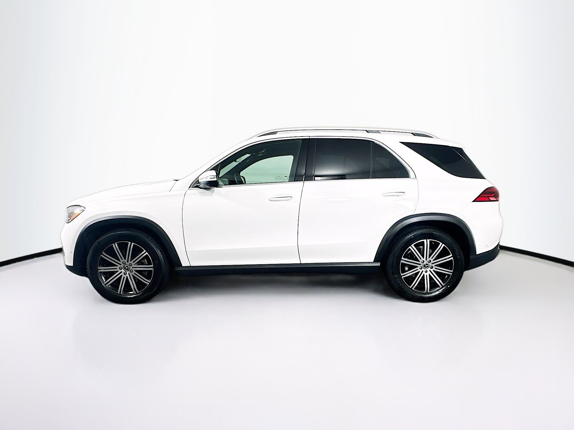 Used 2026 Mercedes-Benz GLE 350 4MATIC image 4