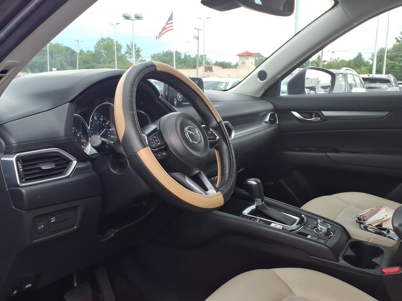 Used 2017 MAZDA CX-5 Touring w/ Preferred Equipment Package AWD/4WD image 21
