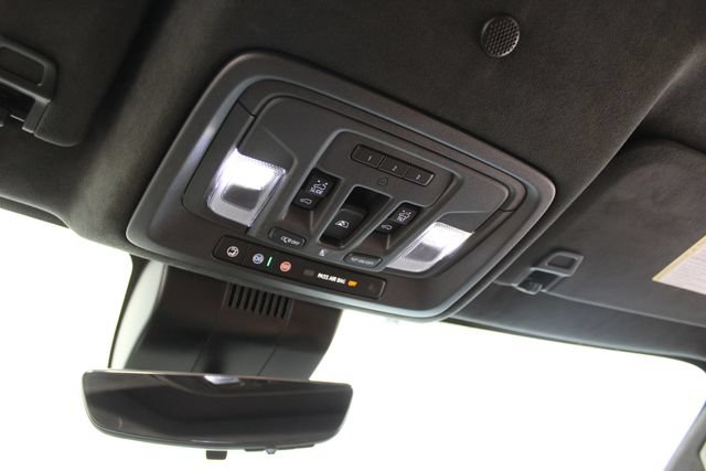 Used 2025 GMC Sierra 1500 Denali Ultimate AWD/4WD image 25