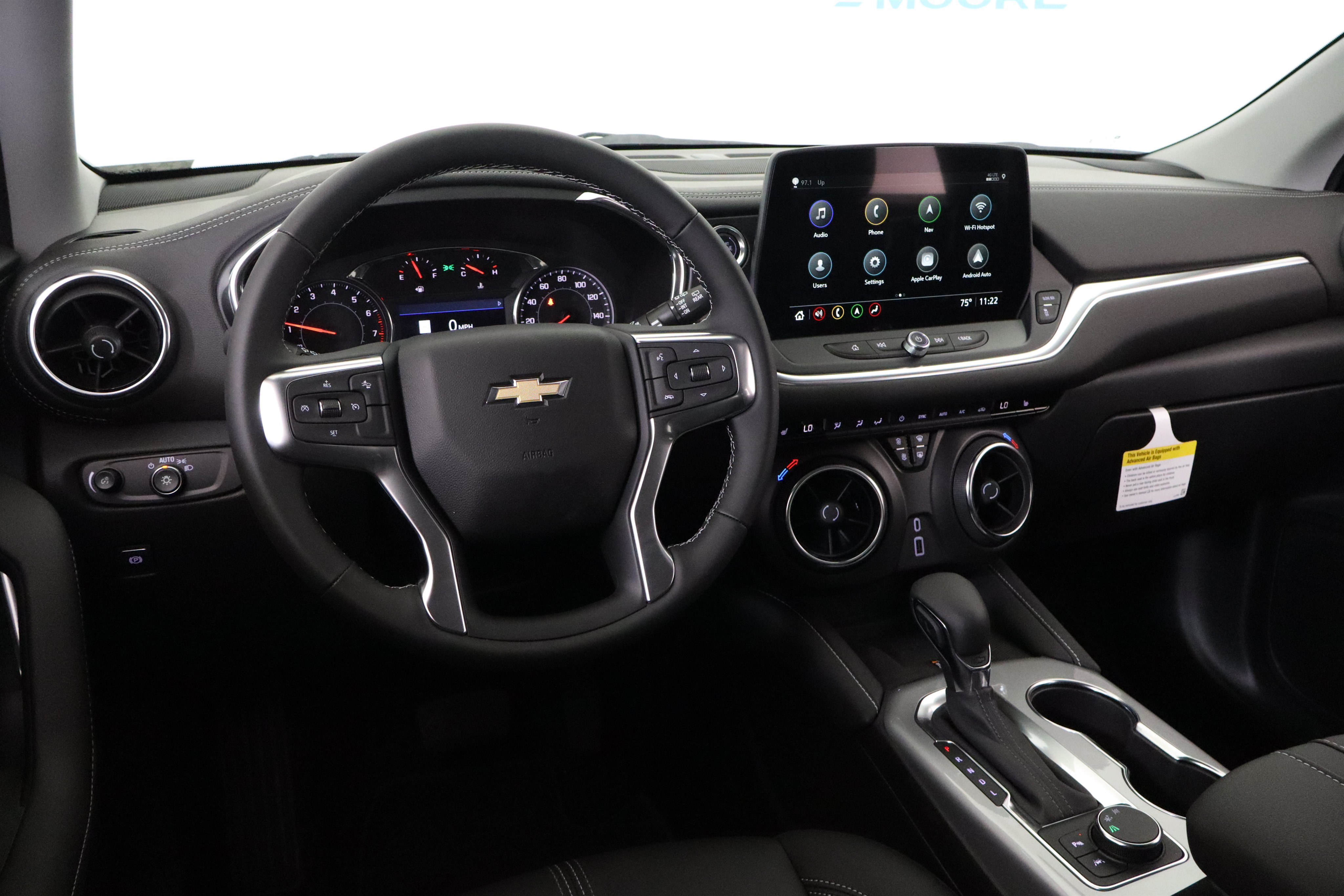 New 2026 Chevrolet Blazer LT w/ Sound & Technology Package FWD image 17