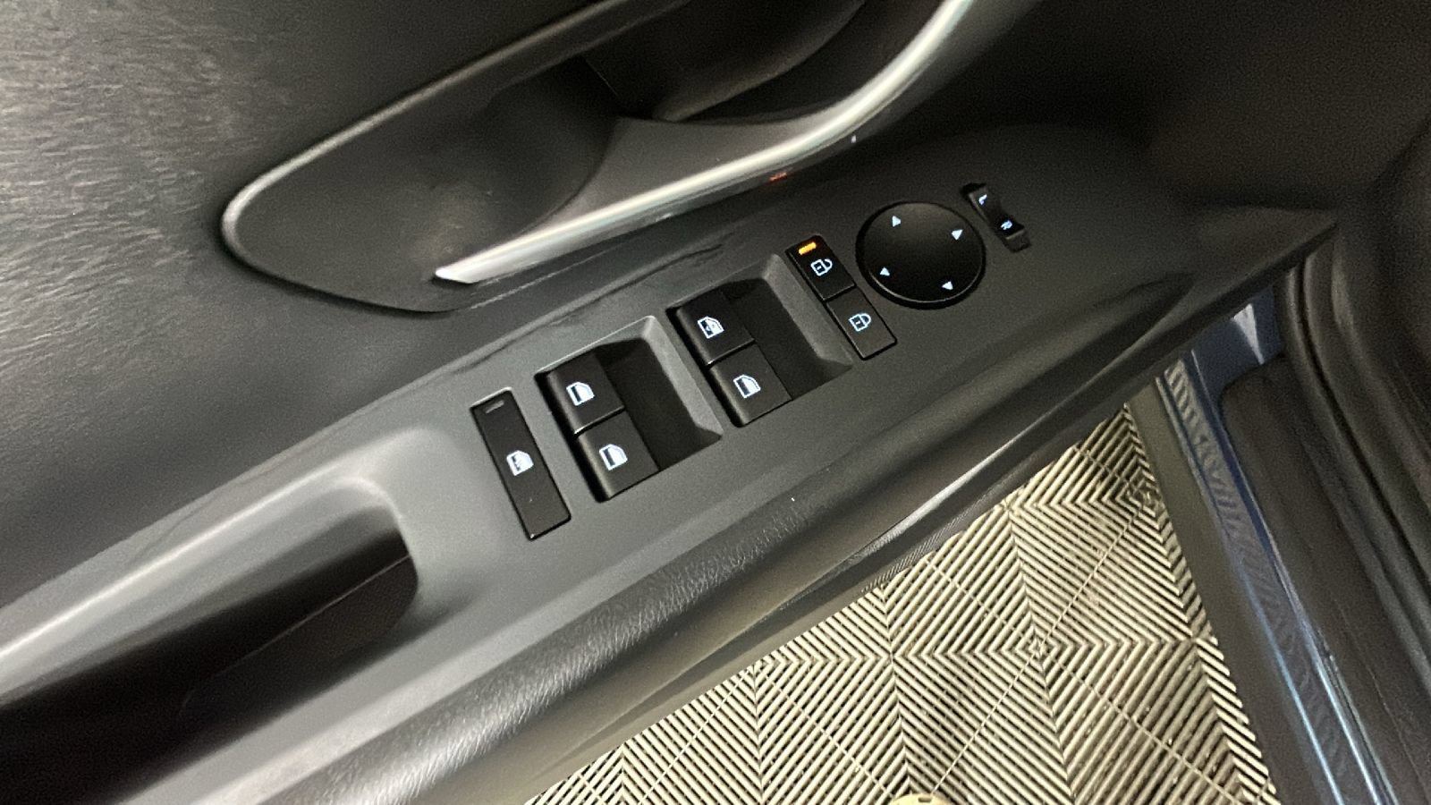 Certified 2026 Hyundai Tucson SE FWD image 12
