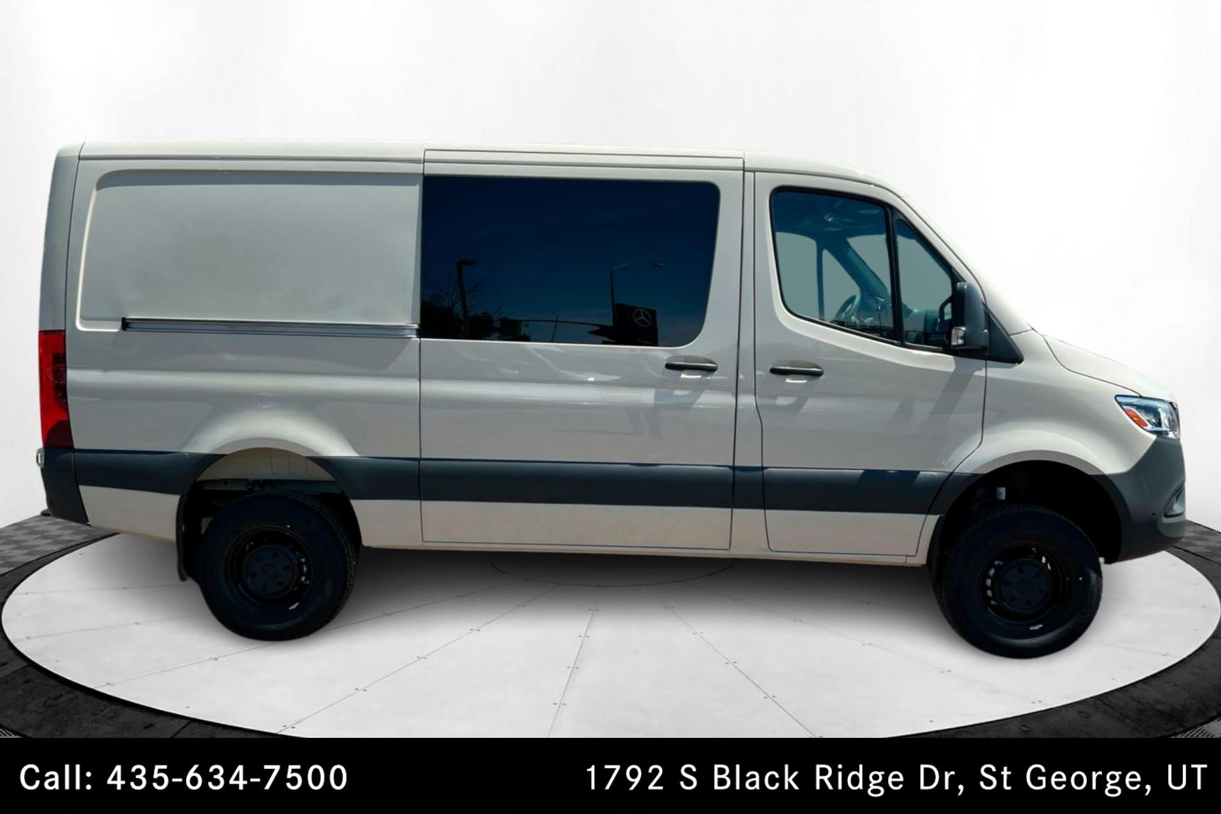 Used 2025 Mercedes-Benz Sprinter 2500 image 6