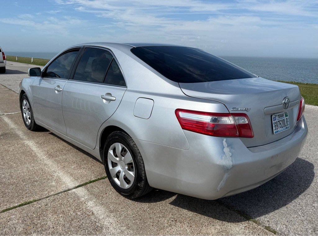 Used 2009 Toyota Camry LE FWD image 7
