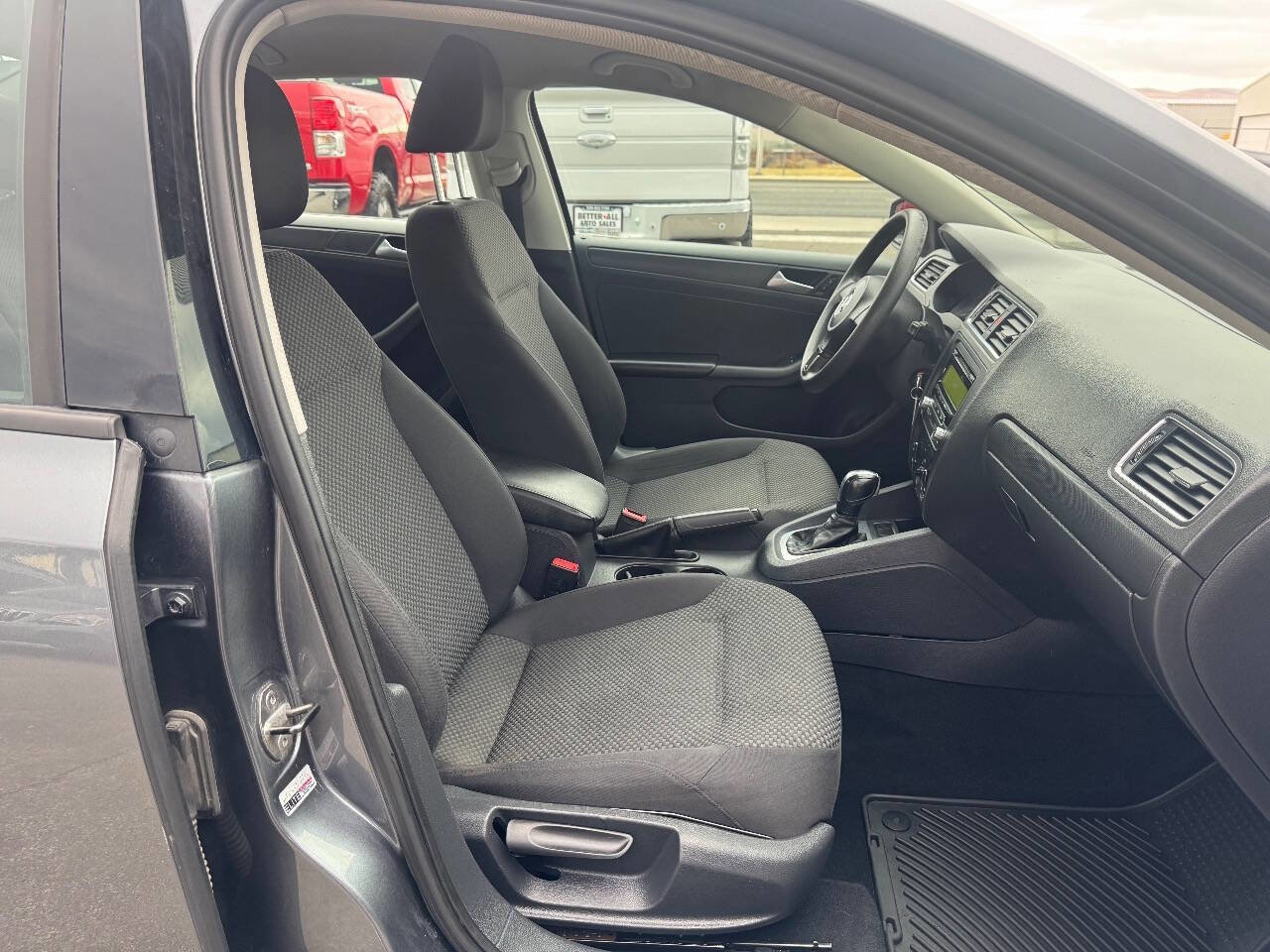 Used 2013 Volkswagen Jetta S image 7