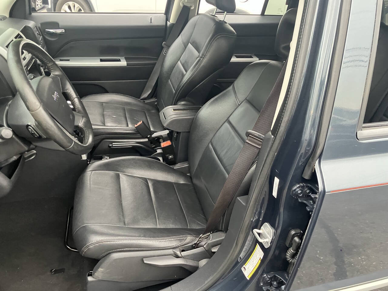 Used 2008 Jeep Patriot Limited AWD/4WD image 26