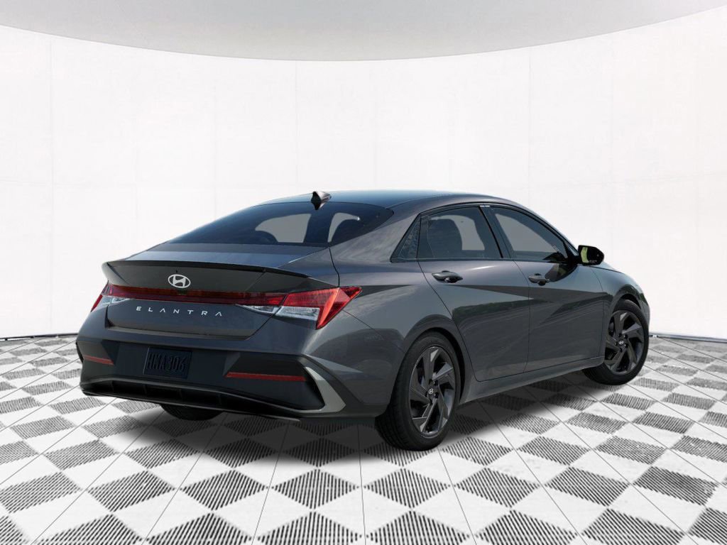 New 2026 Hyundai Elantra Sport image 6