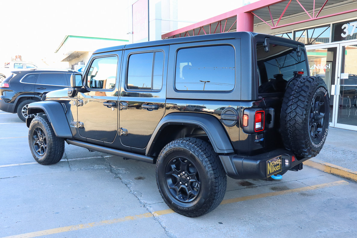 Used 2023 Jeep Wrangler Unlimited AWD/4WD image 6