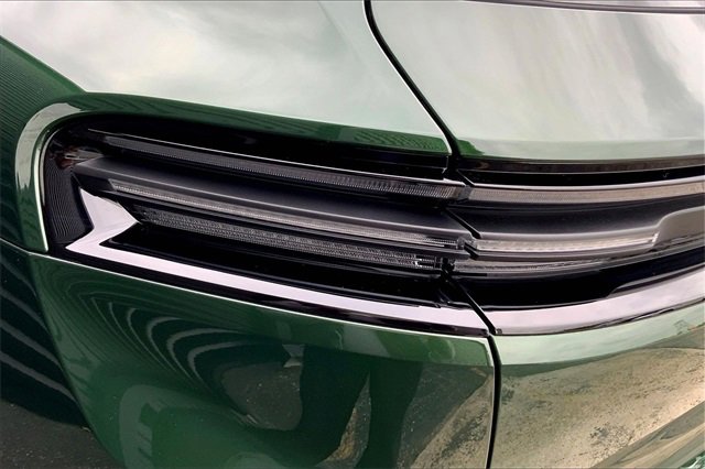 Used 2025 Porsche Macan Electric image 19