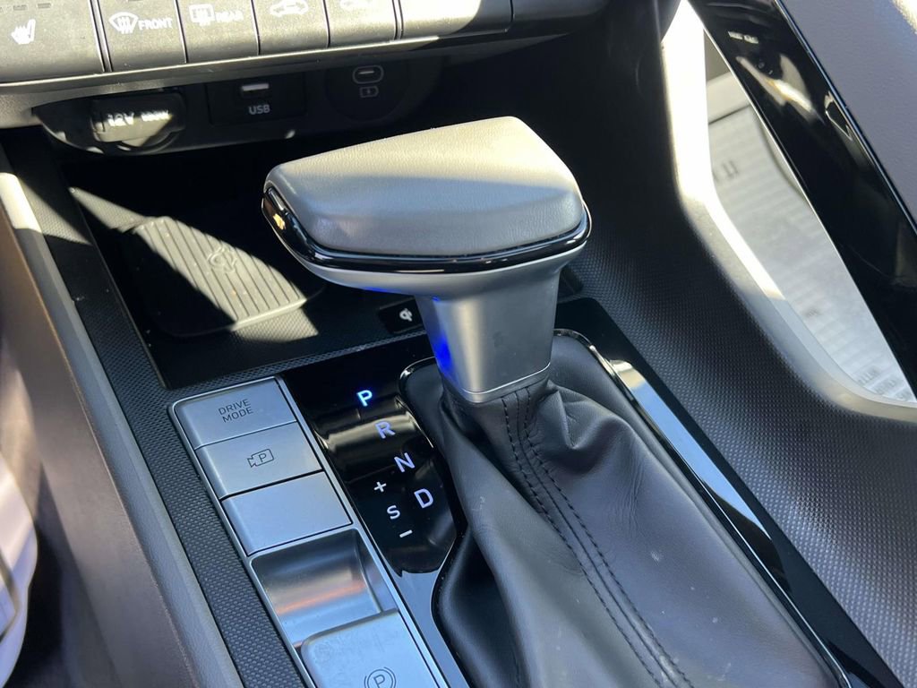 Certified 2024 Hyundai Elantra SEL w/ Convenience Package image 38