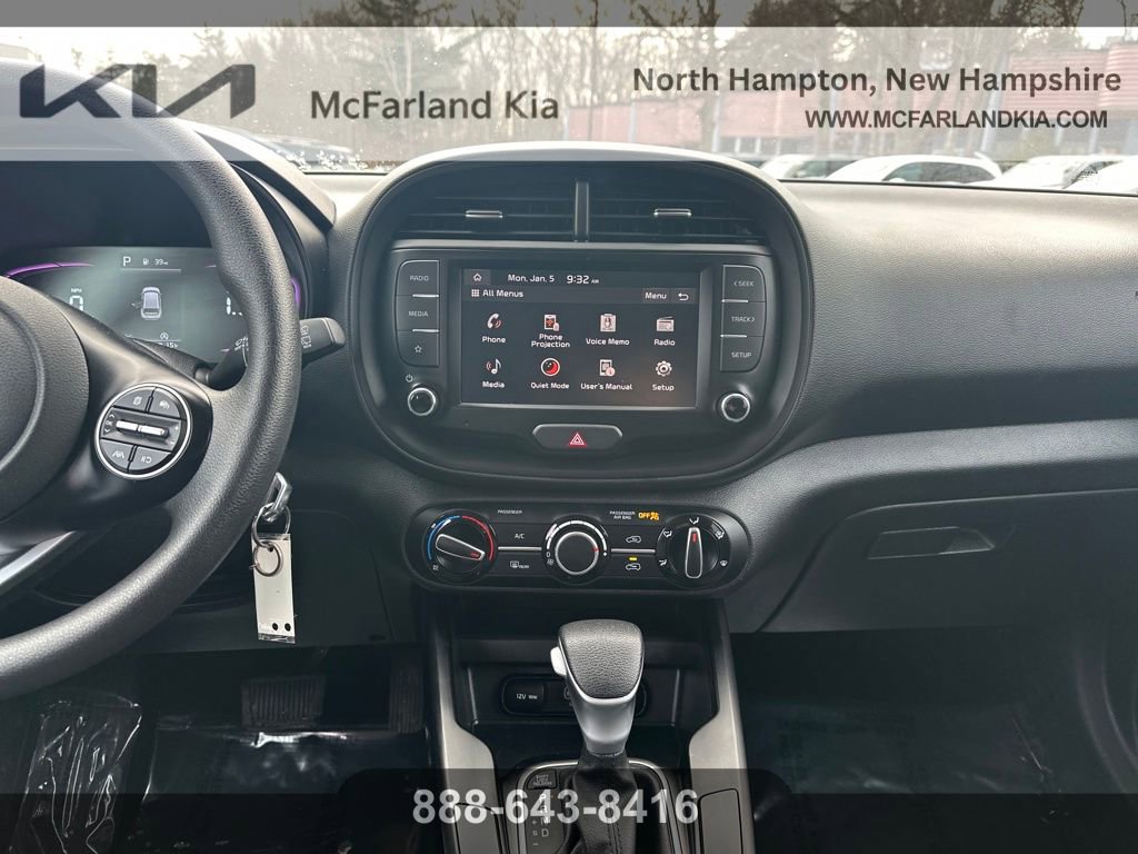 Used 2024 Kia Soul LX w/ Option Group 015 image 19