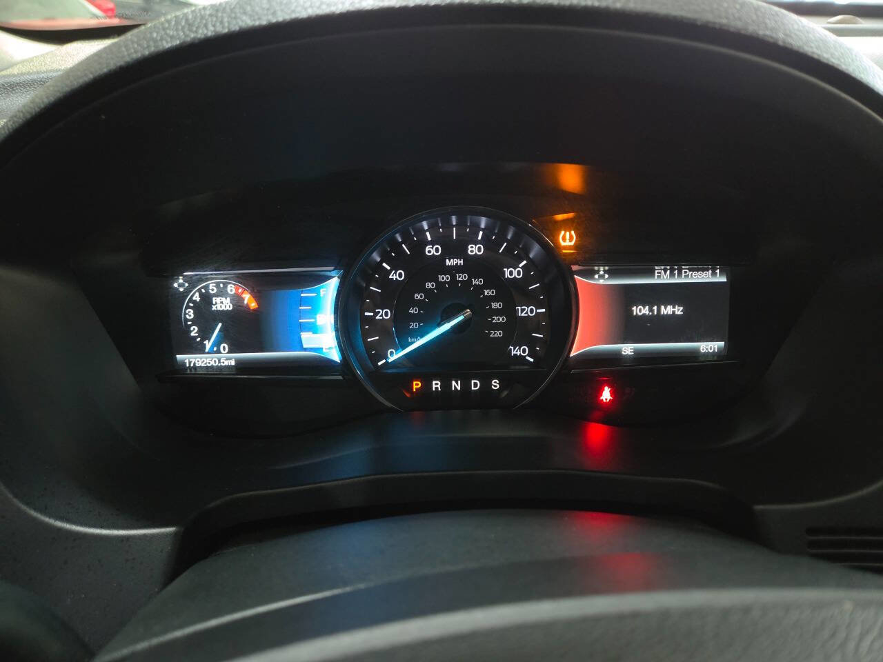 Used 2017 Ford Explorer Limited FWD image 40