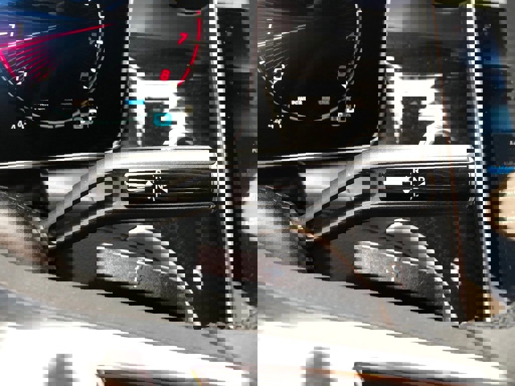 New 2025 Mercedes-Benz GLC 300 4MATIC image 23