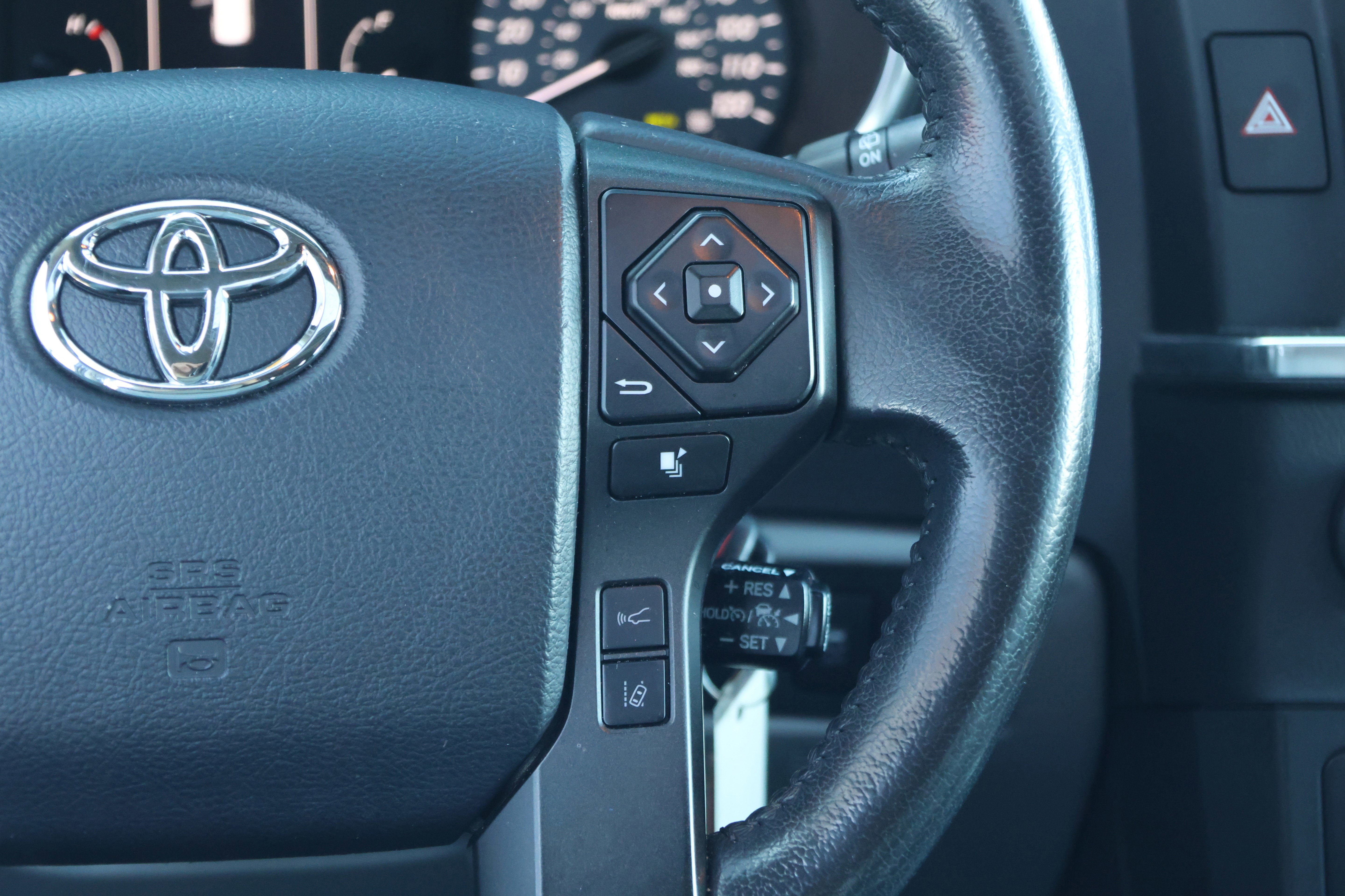 Used 2018 Toyota Sequoia Platinum image 22