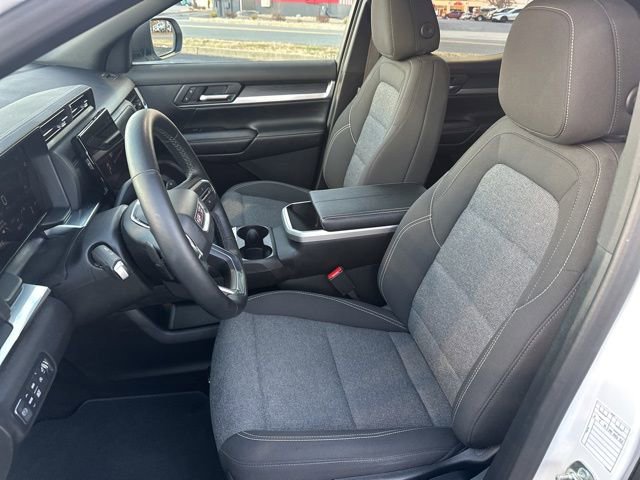 Used 2025 GMC Terrain Elevation image 11