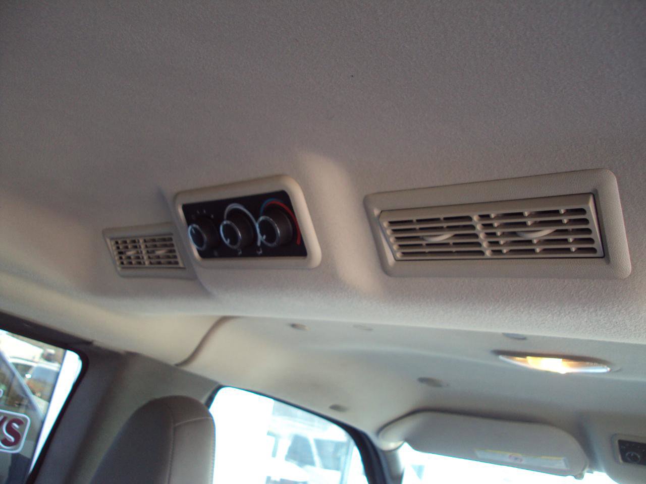 Used 2019 Chevrolet Express 3500 LS RWD image 13