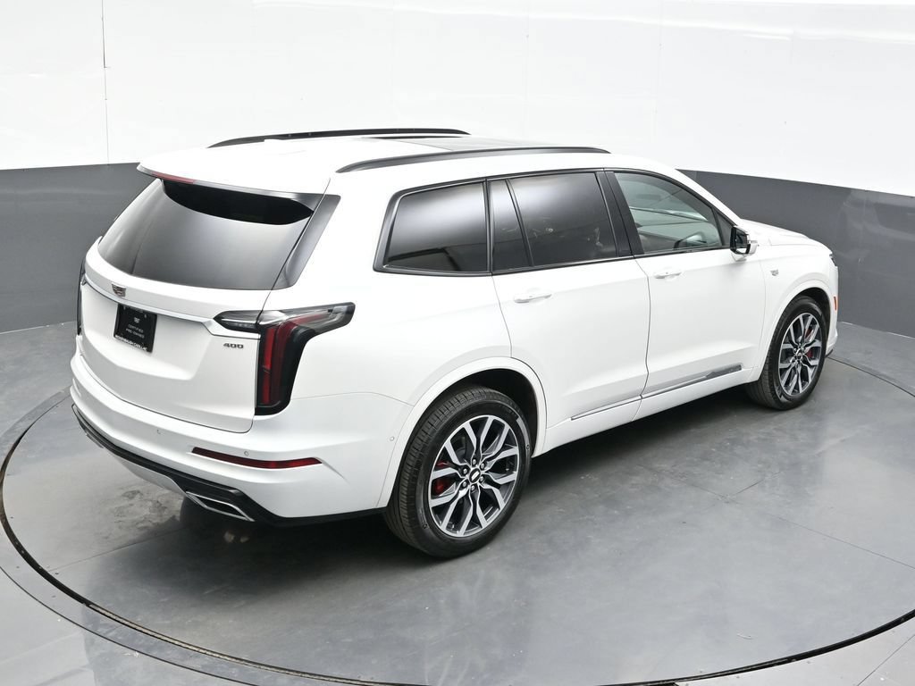 Certified 2025 Cadillac XT6 Sport w/ Platinum Package AWD/4WD image 37