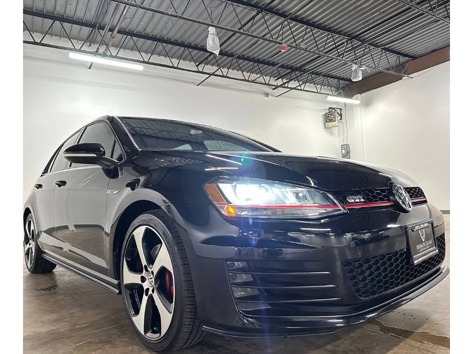 Used 2016 Volkswagen GTI SE FWD image 6