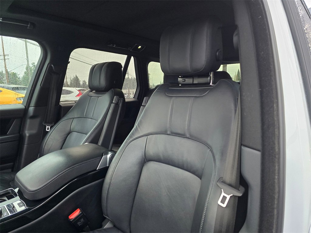 Used 2018 Land Rover Range Rover image 27